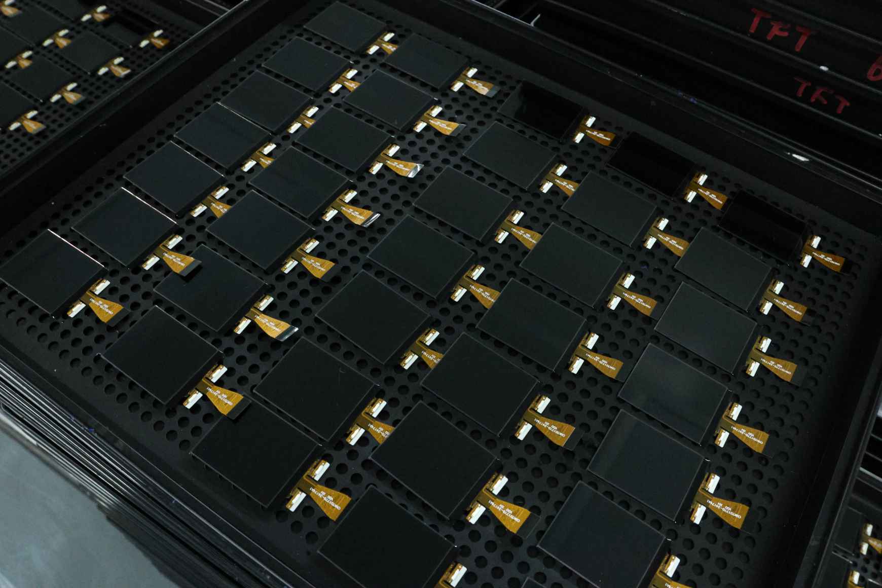 Hiina LCD-tootjad juhivad meditsiinilise suure värskendussagedusega kuvarada, kohandatud vedelkristallmoodulid soodustavad mitme miljardi dollari suurust turgu